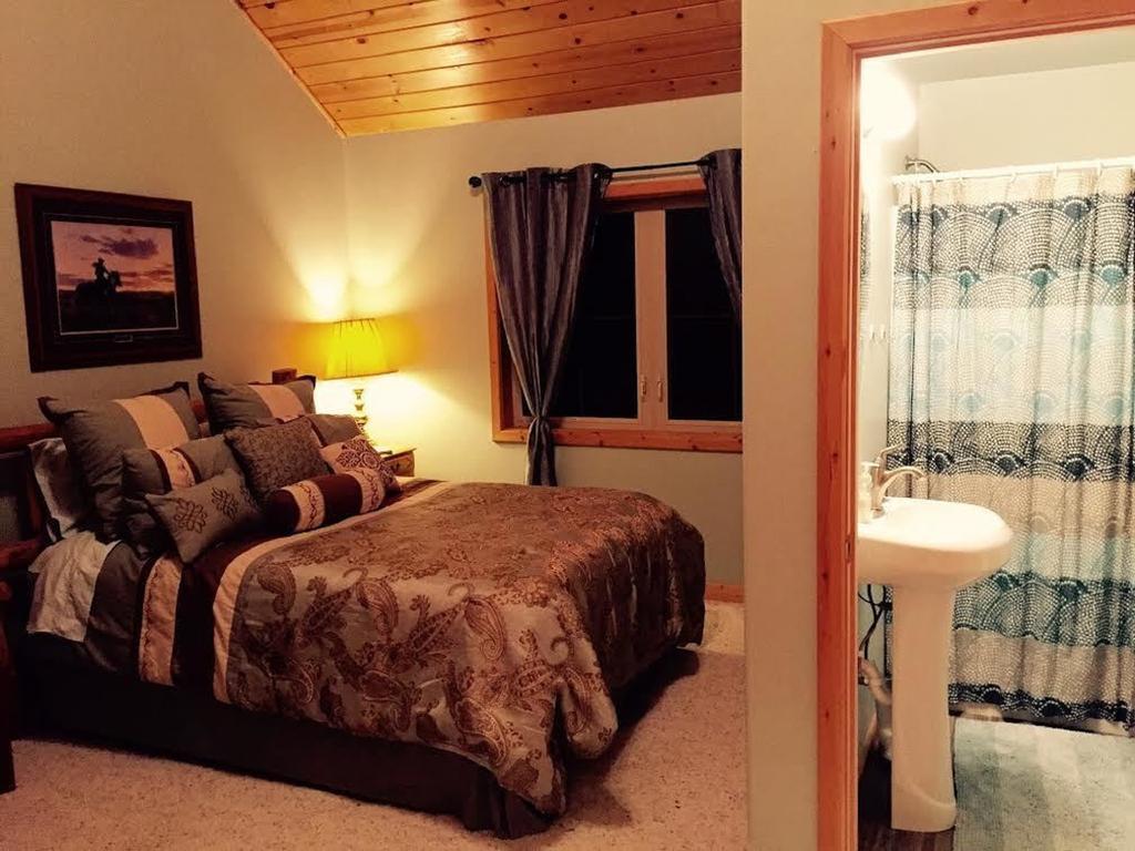 Gaynor Ranch Bed & Breakfast Polson Ngoại thất bức ảnh
