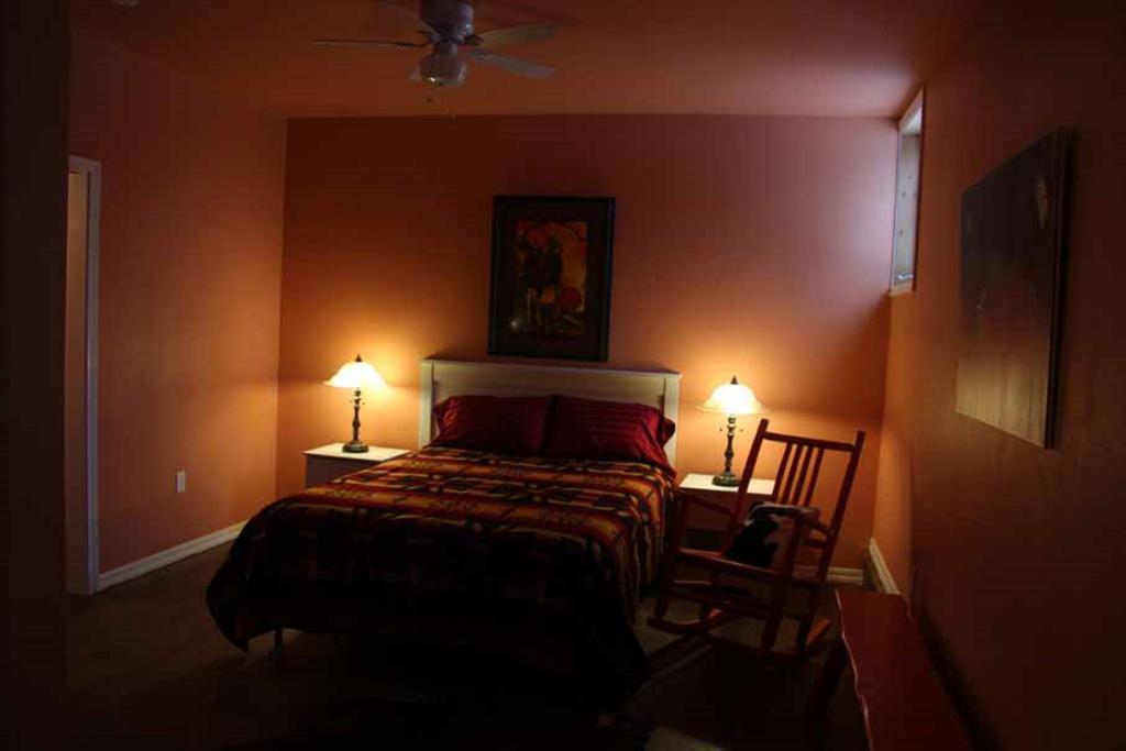 Gaynor Ranch Bed & Breakfast Polson Phòng bức ảnh